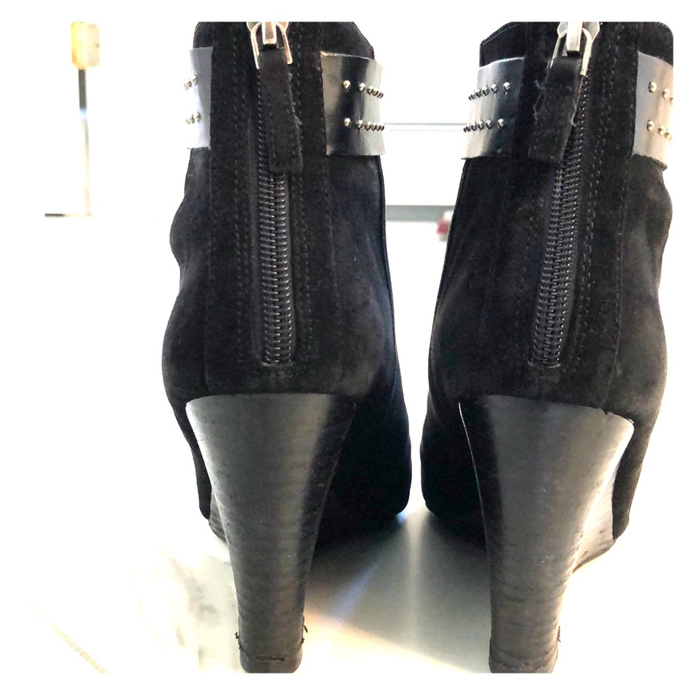 Franco Sarto Hardy Wedge Booties - Picture 3 of 7